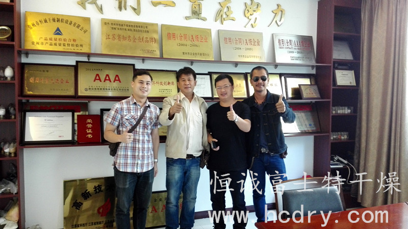 泰國客戶來我司購買設備！